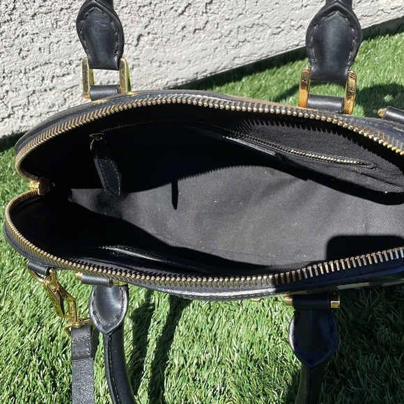 Authentic Burberry leather trimmed exploded checked handbag - Picture 4 of 7